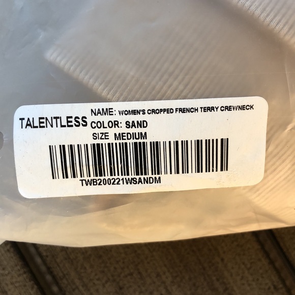 🌴🔆TALENTLESS- CROPPED FRENCH CREW SWEATSHIRT - Picture 16 of 16